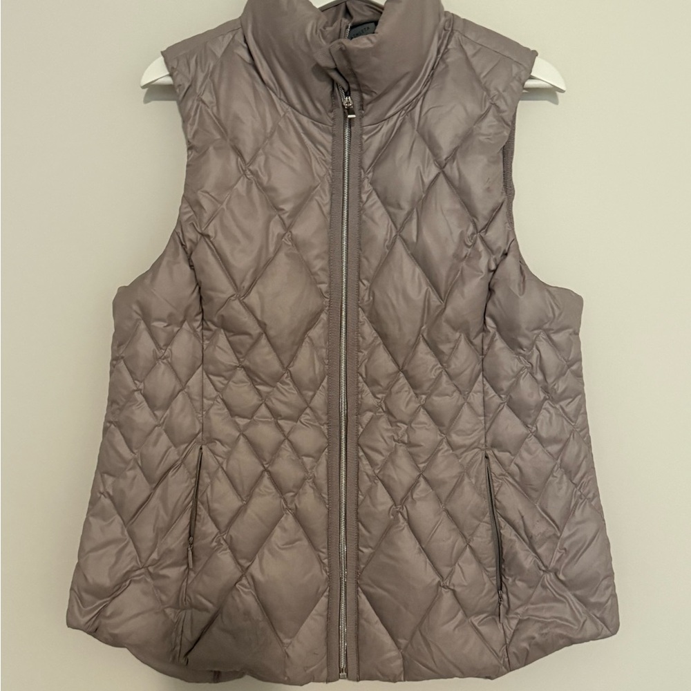Athleta Quilted Taupe Grey Vest